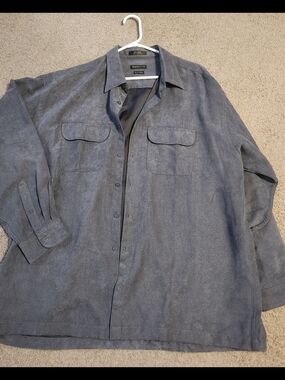 Van Heusen Gray Suede Button Front Shirt